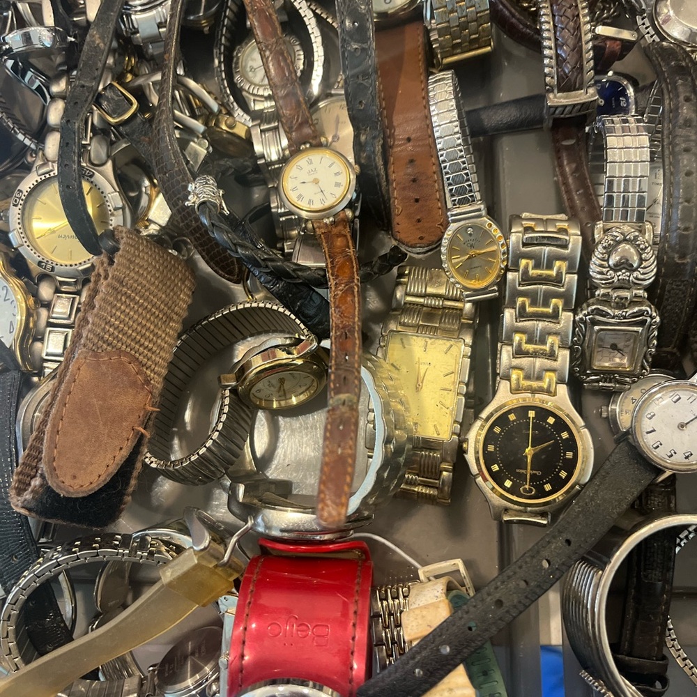 Assorted Watches Collection - Picture 5 of 12